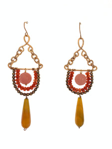 Long earrings with yellow agate